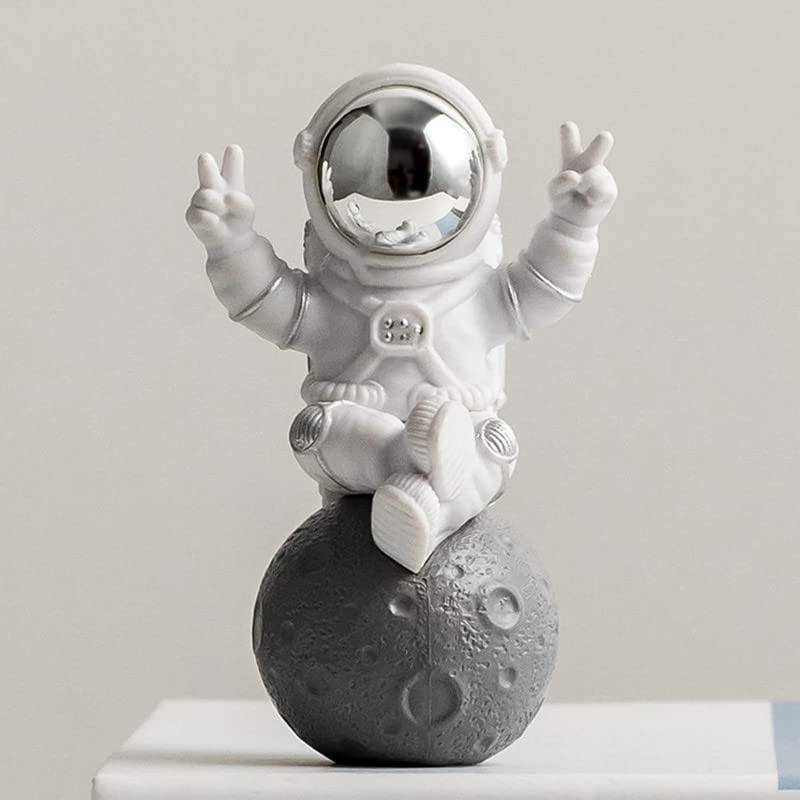 Street27 Cute Outer Space Astronaut Figurine Action Figure Toys Statue for Showpiece Home Living Room Decor Office