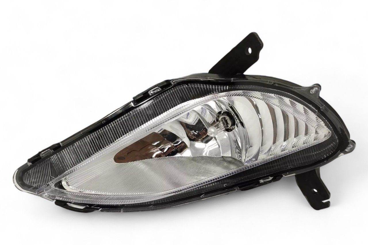 Mahindra Front Fog Lamp - RH 1701DAA00701N