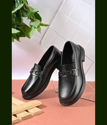 Sir Corbett Black Women's Loafers