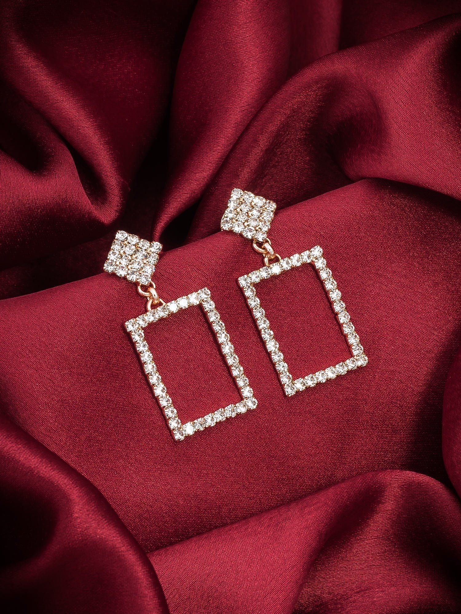 Morison Golden Drop Earrings Sleek Elegance for Every Occasion