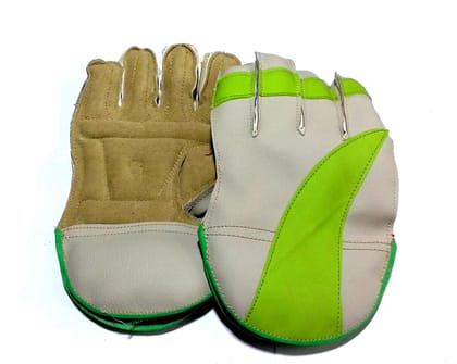 Nawani Boys Wicket Keeping Gloves. Color As per Availability, Age Around 14 Years.