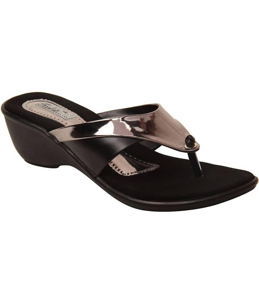 Feel It Black Wedges Heels