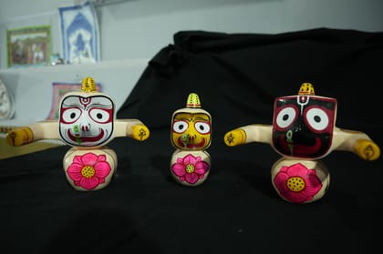 Wooden Idol Handcrafted Home Decor