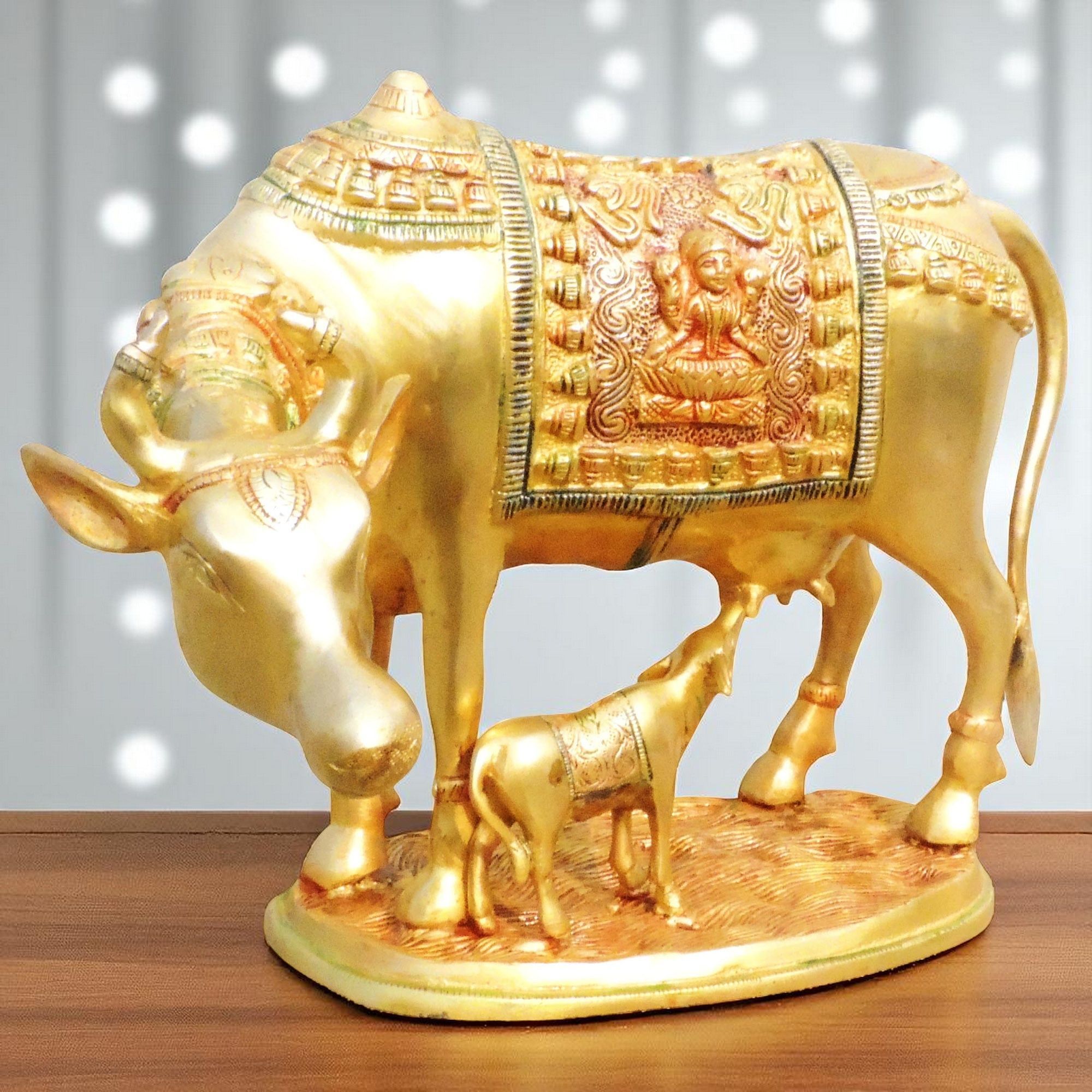 Brass Cow & Calf Idol - Religious Home Decoration, Height : 9.5 Inch (BSMAS1012 F)