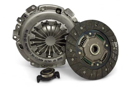 Valeo Clutch Kit (Disc+Pressure Plate+Bearing) 404545