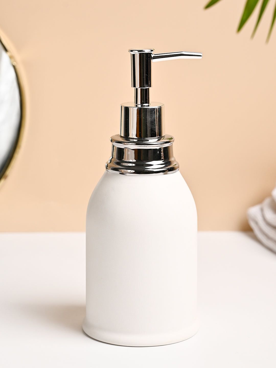 VON CASA White Ceramic Soap Dispenser - 480ml