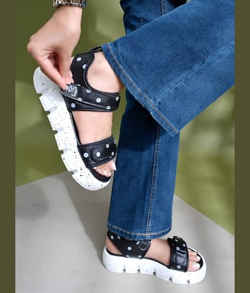 Shoetopia Black Women's Floater Sandals