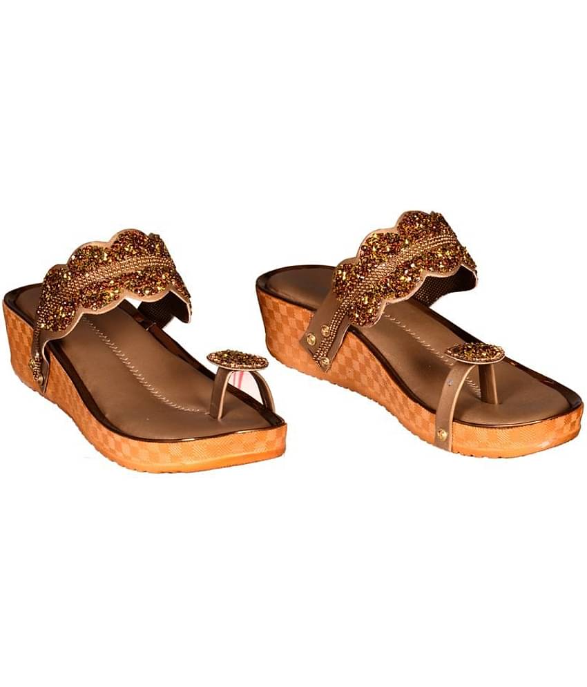 Footprints - Gold Women's Ethnic Heels