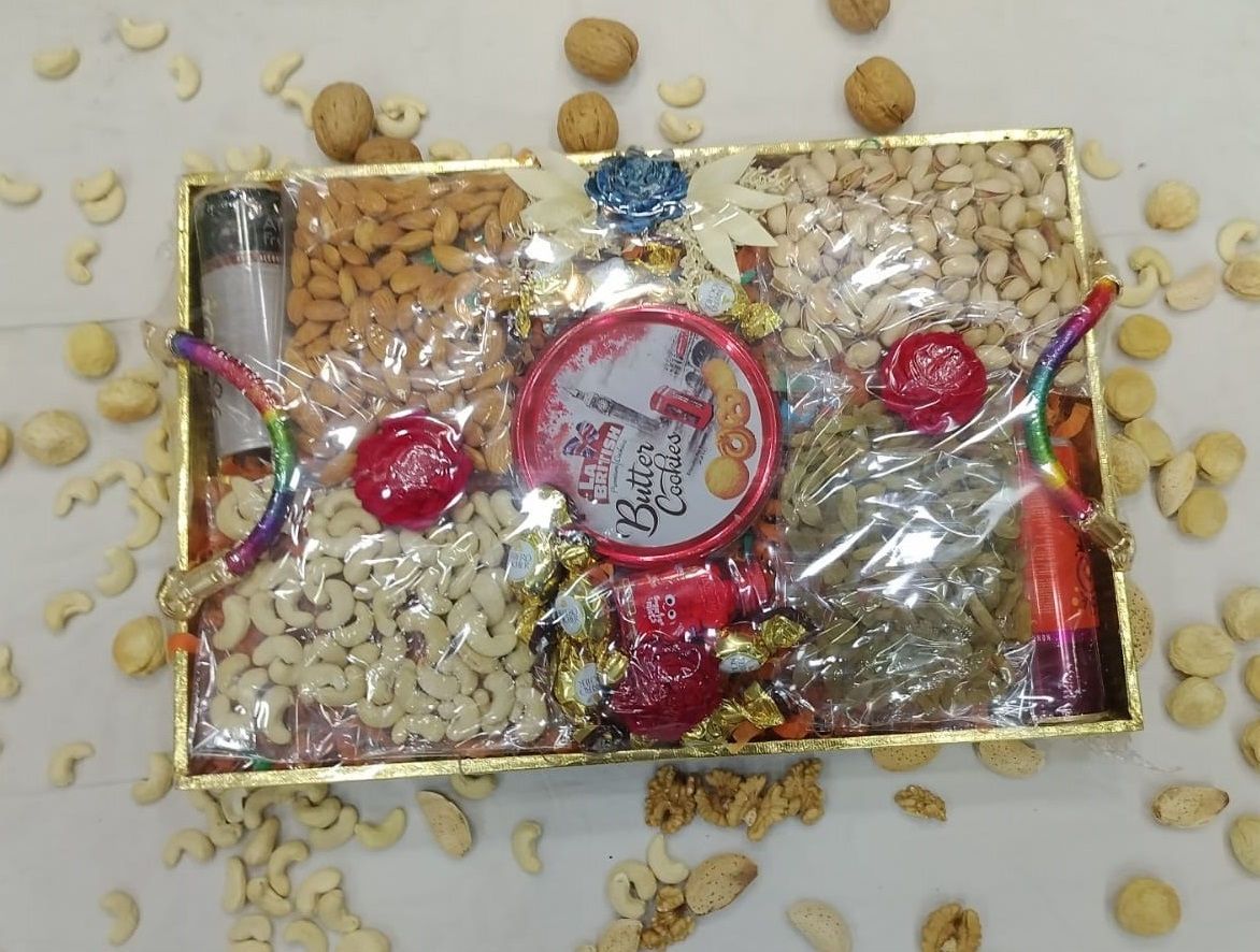 Assorted Dry Fruits Gift Box