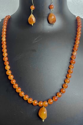 Orange necklace set Orange necklace set