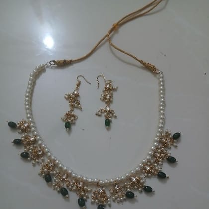 Festive White Glass Perl Green Bead Necklace Set Stylish Comfortable