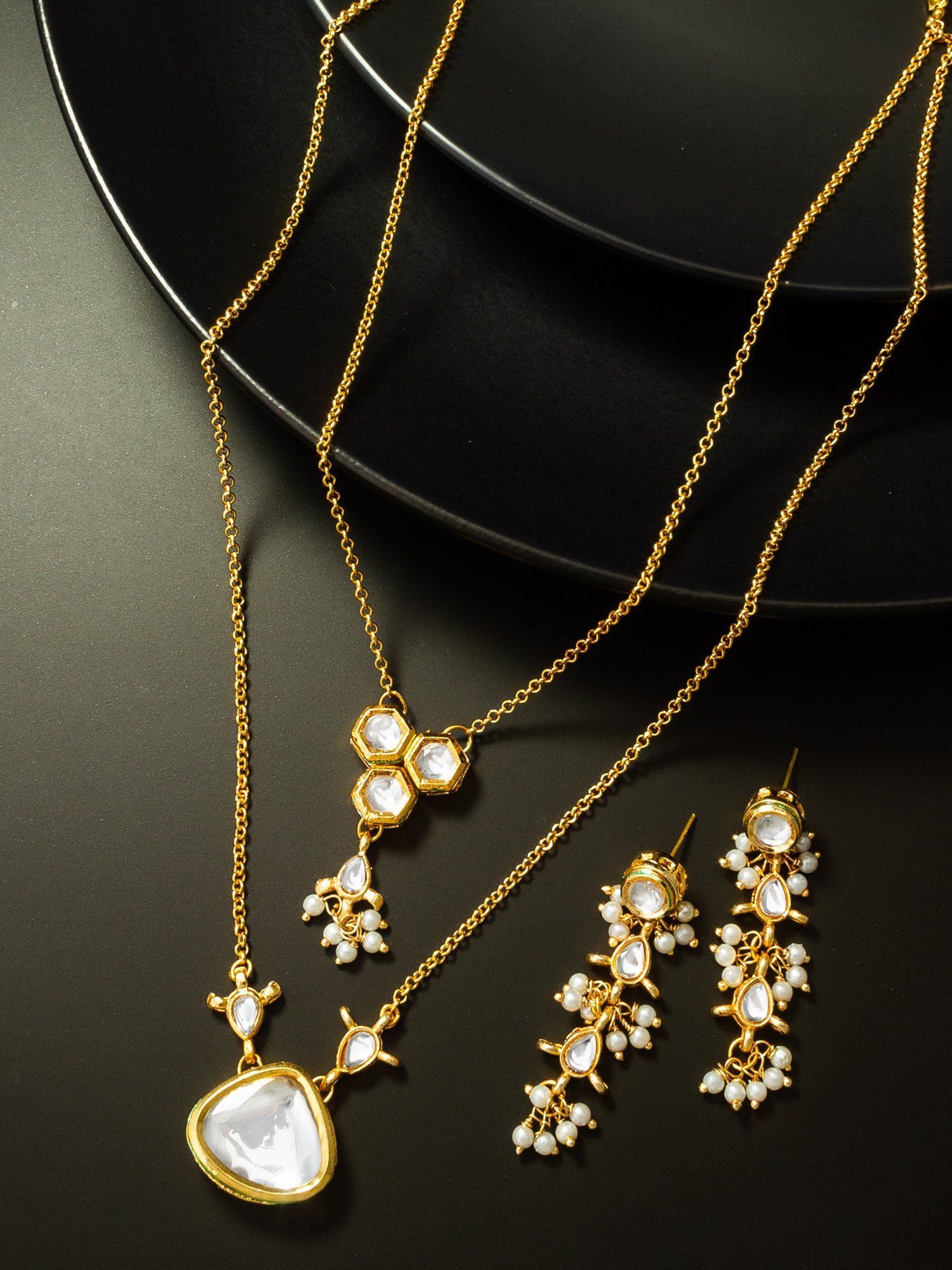 Morison Elegant Gold Necklace and Earrings A Classic Statement Piece
