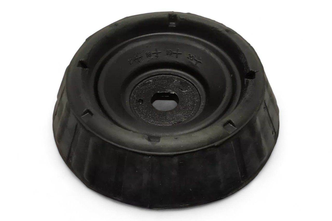 Hyundai/Kia Front Suspension Strut Mount 54611-1J000