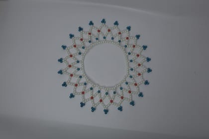 Pearl Diya Rangoli (Mahirap)