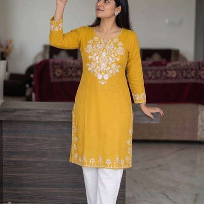 Embroidered kurta bottom set