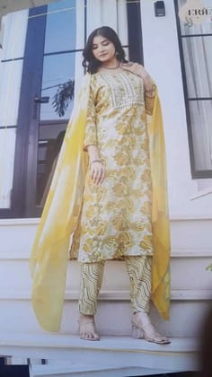 Elegant Floral Kurta Set with Dupatta