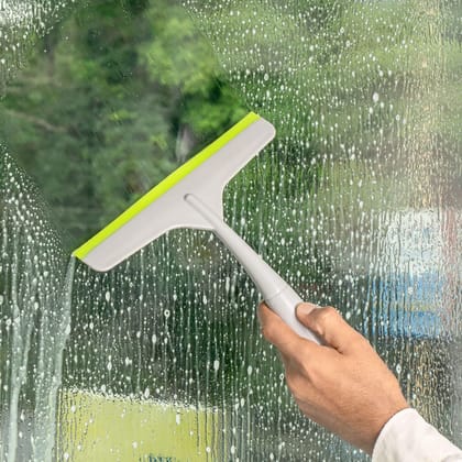 Stylish & Efficient Squeegee for Streak-Free Cleaning wiper
