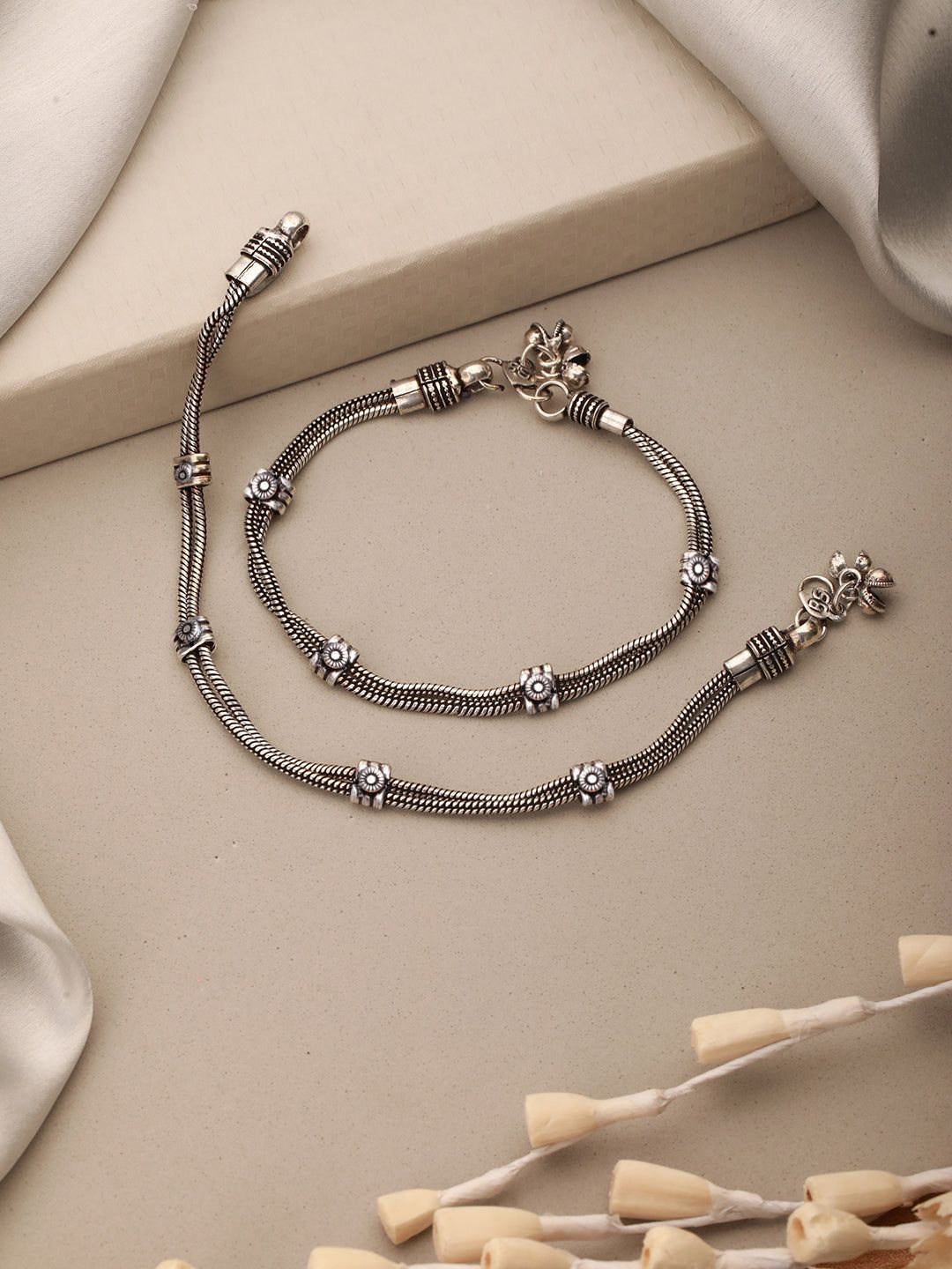 Set of 2 Oxidised Silver Lookalike Minimal Dailywear Anklet Payal