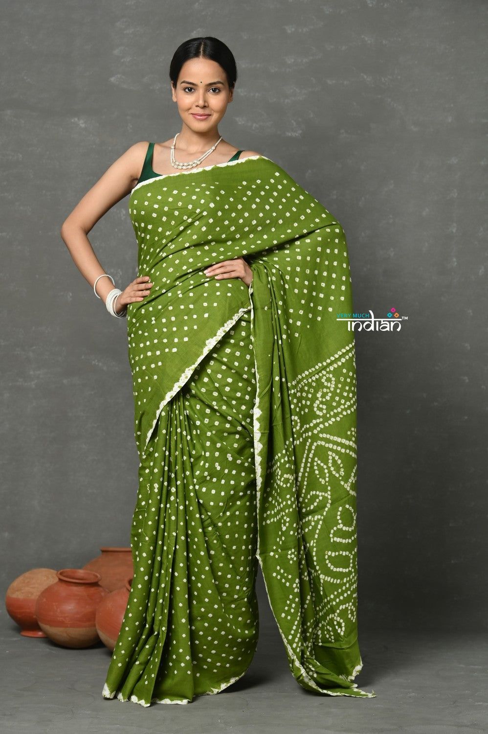 Tyohaar ~ Handmade Bandhani Pure Cotton Handloom Saree - Leaf Green