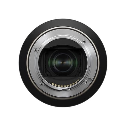 Sony E Mount E 55 210mm F4.5 6.3 OSS APS-C Lens (SEL55210) | Telephoto Zoom | Nature & Sports Photography, Black