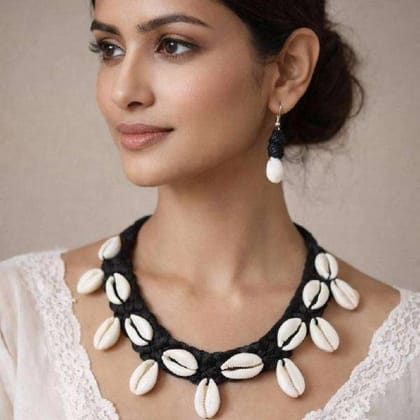 Handmade necklace and earrings set
