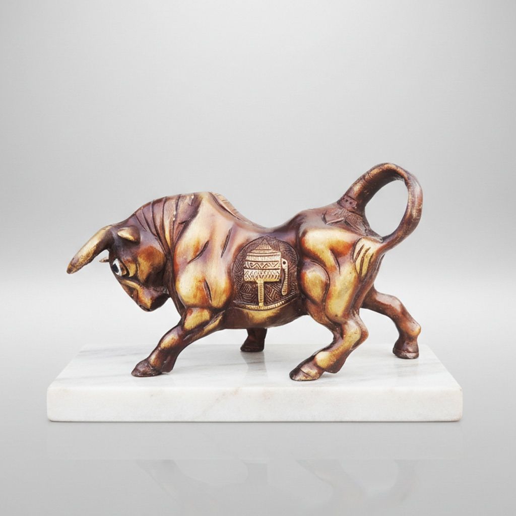 Brass Running Bull Statue | Vastu Strength Decor, Height : 4.5 Inch (BSMAS918 B)