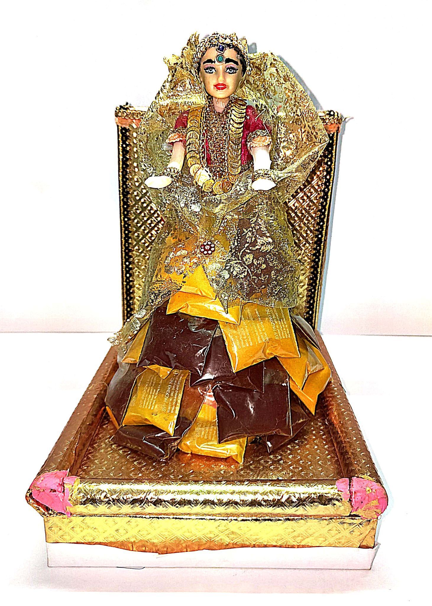 SVPupaoninigng Gold Plated Sitting Laxmi Idol for Diwali Puja/Laxmi Aarti/Home Decor/Office Decor/Car Dashboard**
