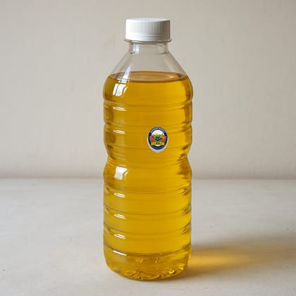 Rukmani Market's pure groundnut oil