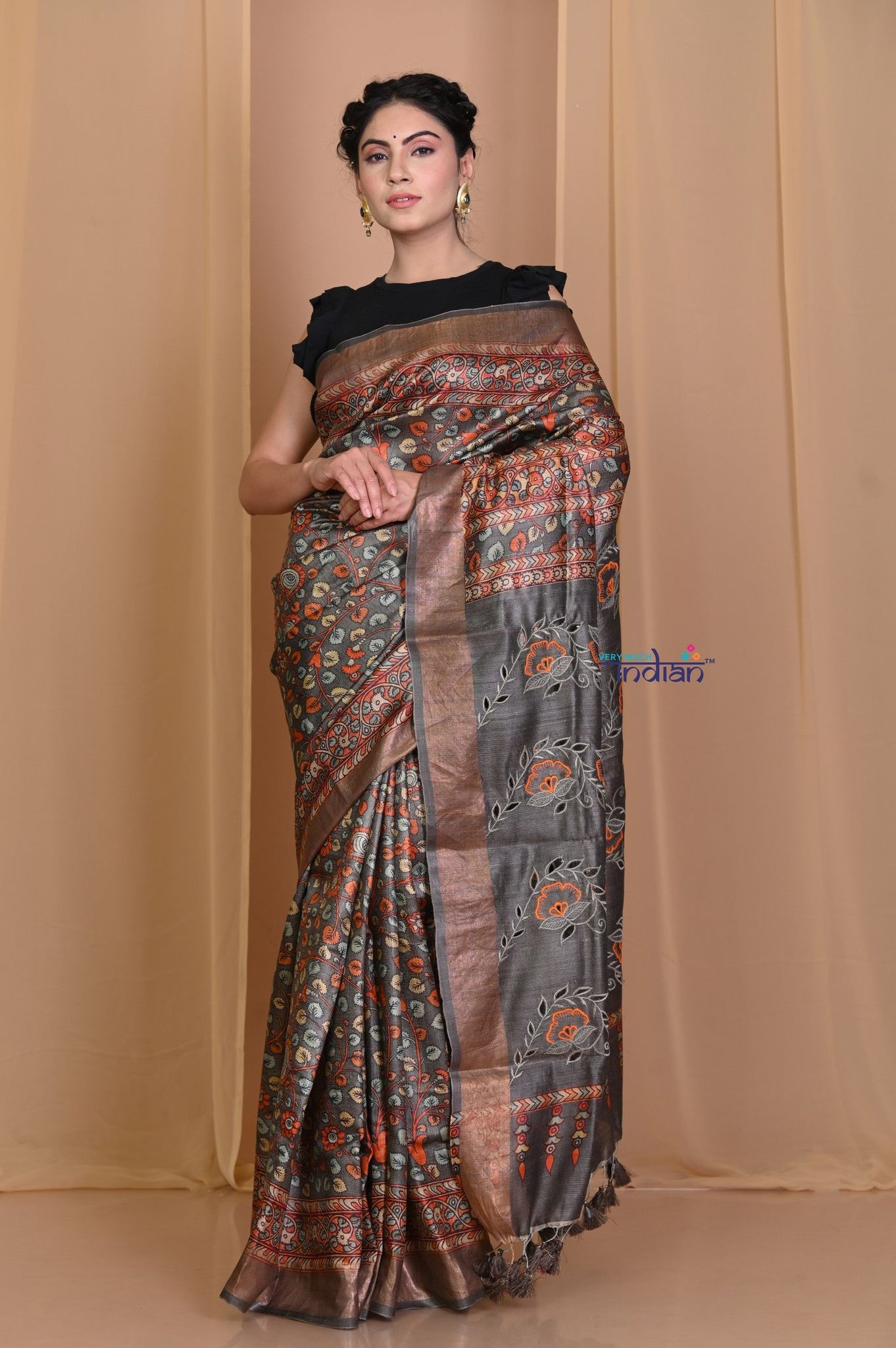 Pehal~ Authentic Grey Tussar Saree with Kalamkari Print with Cutwork Embroidery Pallu