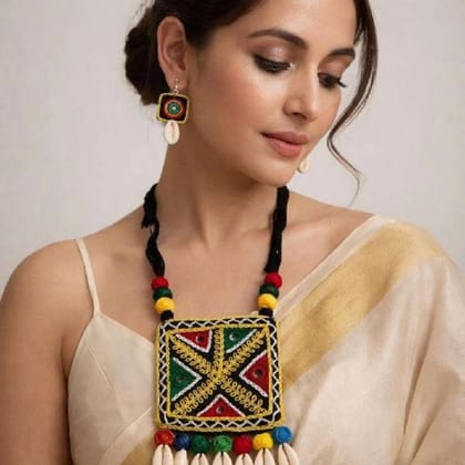 Handmade Embroidered Black Jewellery Set Casual Lightweight Skin Friendly