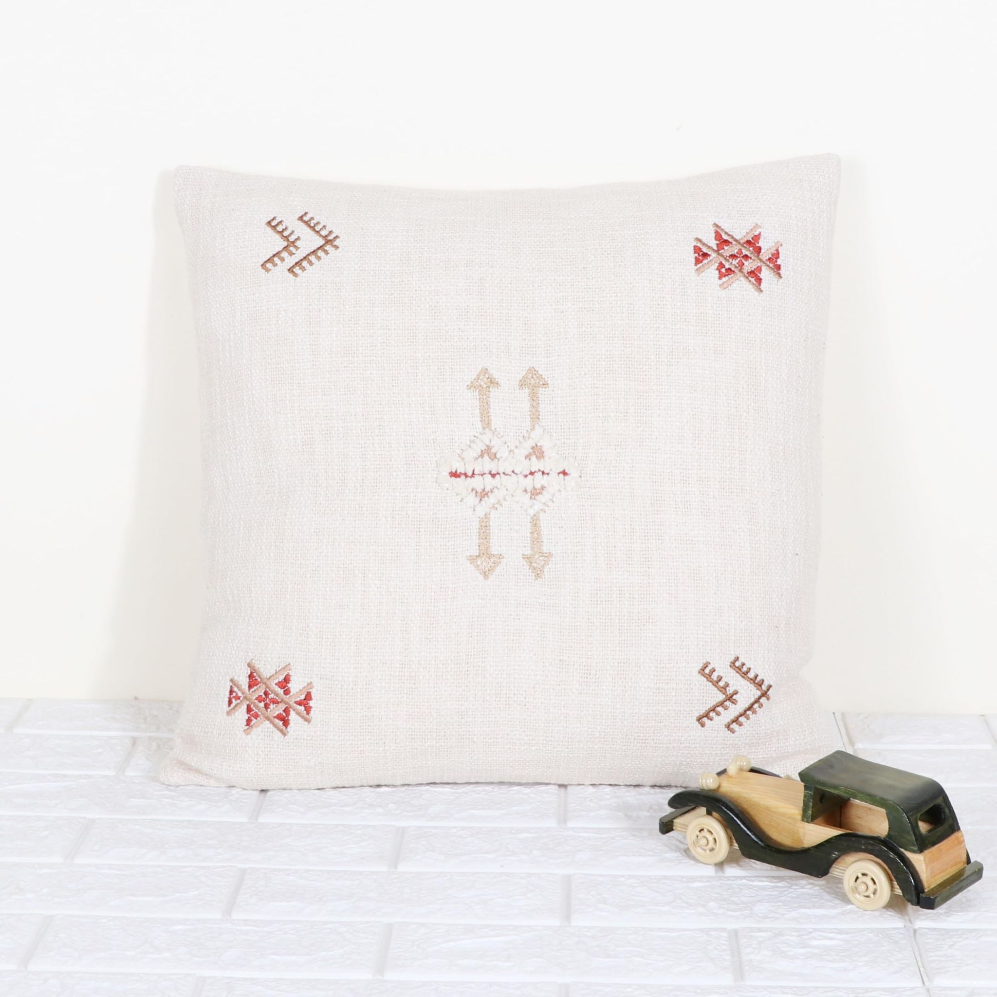 Indihomecraft Cushion Cover Hand Woven Cactus Inspired Decorative Boho Cushion Cover for Sofa Couch Swing Chair Living Room & Bedroom 18 x 18 Inches, Set of 1