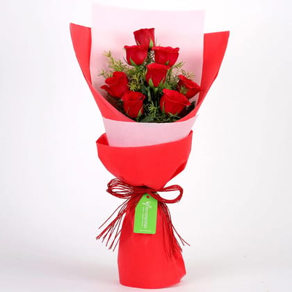 Bouquet Of 8 Royal Red Color Roses For Valentine's Day Gift Bouquet Of 8 Royal Red Color Roses For Valentine's Day Gift