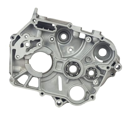 Hero Genuine Crank Case Right Complete for HF Deluxe, HF Dawn & Splendor Plus | Durable Aluminium Alloy | Flawless Finish | OEM Fit | Engine Protection | Easy Installation- 11100198900S