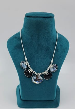 Necklace for women under 999rs