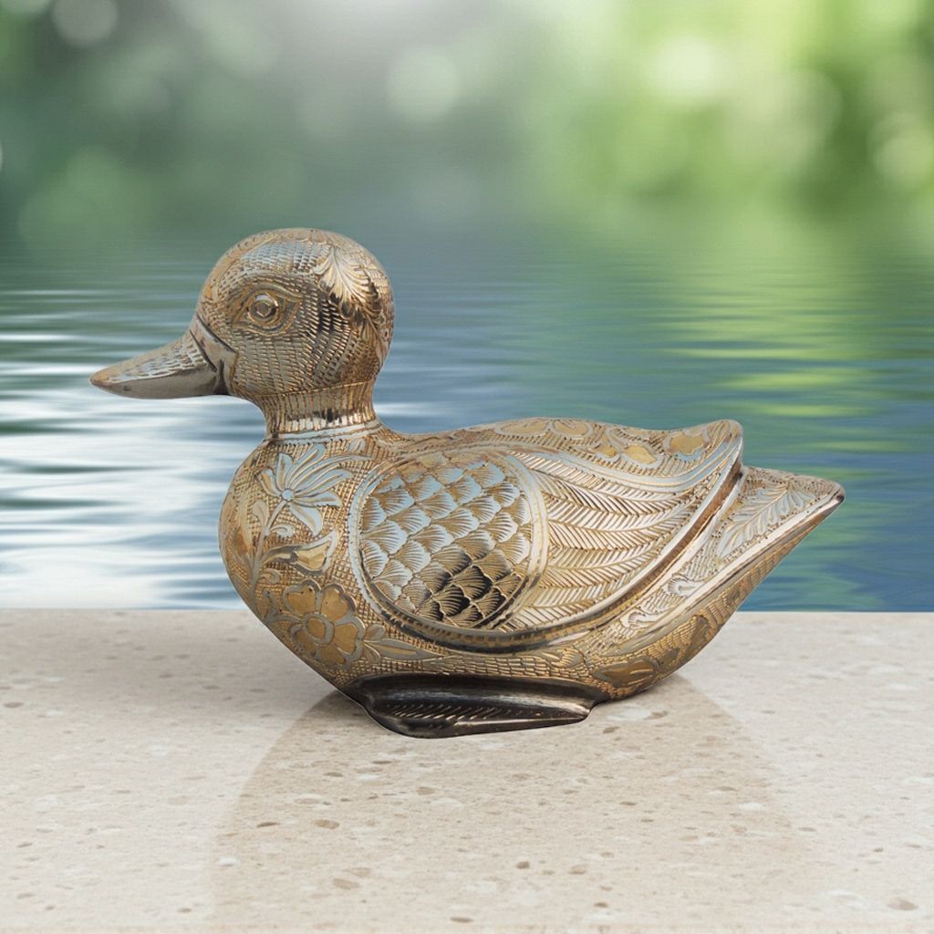Handmade Brass Sitting Duck Decorative Showpiece Statue, Height : 7 Inch (ANMAS153)