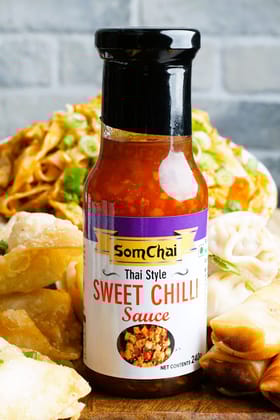 Somchai Thai Sweet Chilli Sauce (240g) | Mild Spicy Dipping Sauce | Spring Rolls, Wontons & Fry Dip Somchai Thai Sweet Chilli Sauce (240g) | Mild Spicy Dipping Sauce | Spring Rolls, Wontons & Fry Dip