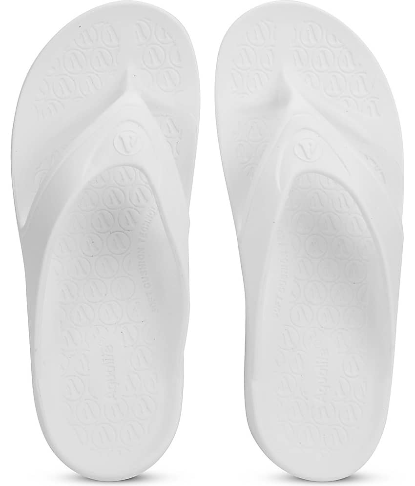 Aqualite White Men's Daily Slipper