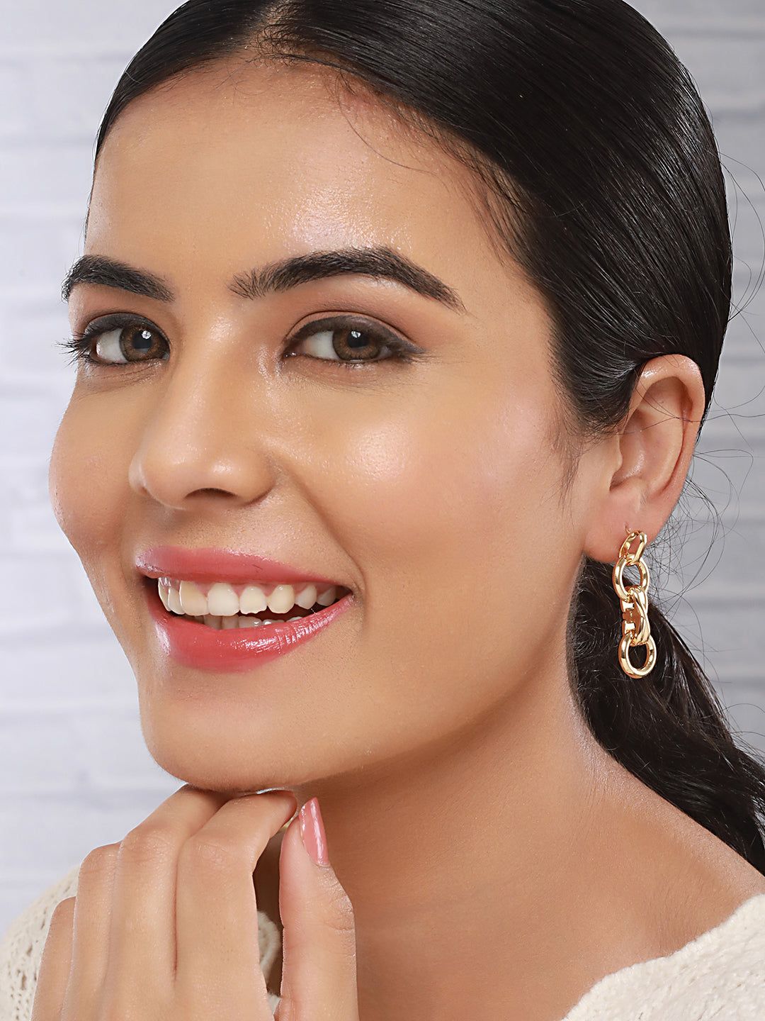 Anti-Tarnish 18k Gold Plated Criss Cross Dangling Link Earrings