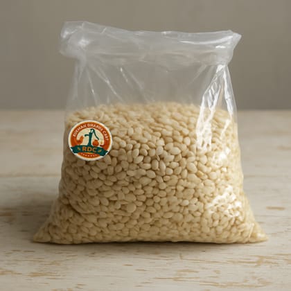Rukman Dharua Cart's urad dal (split black gram)