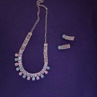 Trandy Unique Single Layers crystal mint green Stone for girls Woman's