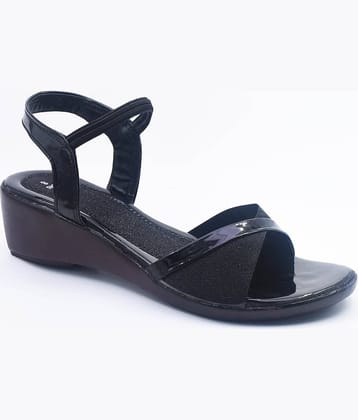 IndiForce Black Women's Sandal Heels