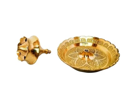 Shiv Shiva Floral Brass Agarbatti Stand with Ash Catcher (Golden) Shiv Shiva Floral Brass Agarbatti Stand with Ash Catcher (Golden)