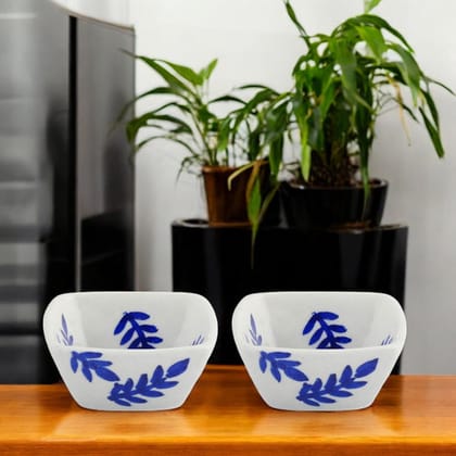 Set of 2 Leafy Pattern Blue Pottery BowlsWhite4