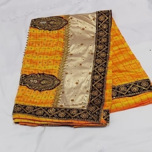 Beautiful ? Yellow Saree With Blouse