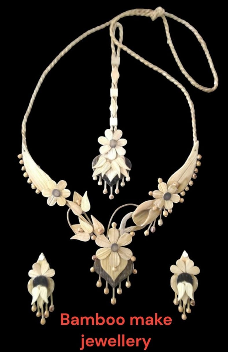 Bamboo make necklace