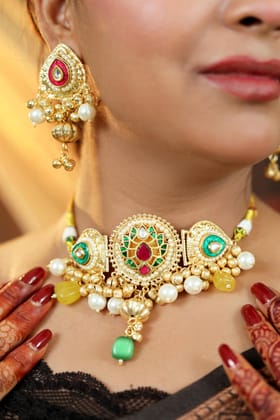 Rudrani Kundan Pearl Gold Toned Choker Set 40 cm with Earrings