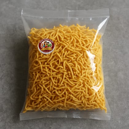 Gendiya Shopping Center's besan sev