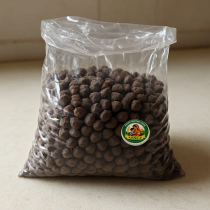 Kranti Shopping Center's black chana (kala chana)