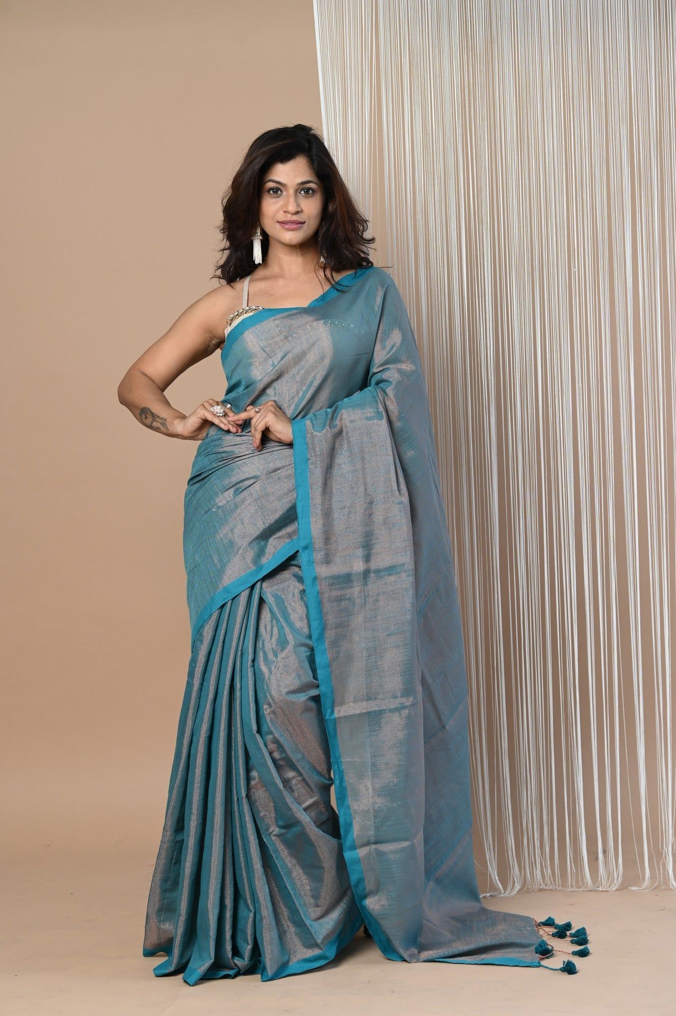 VMI Exclusive! Handloom Woven Cotton Zari Saree with Beautiful Sleek Border ~ Blue