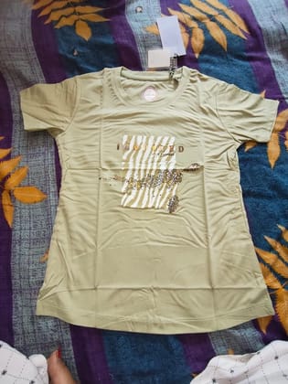 Neck printted tees..